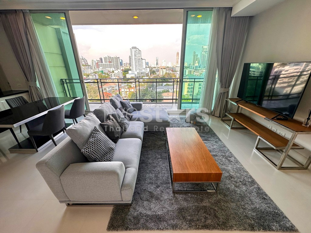 2-bedroom high-end condo for sale close to BTS Asoke, photo 4