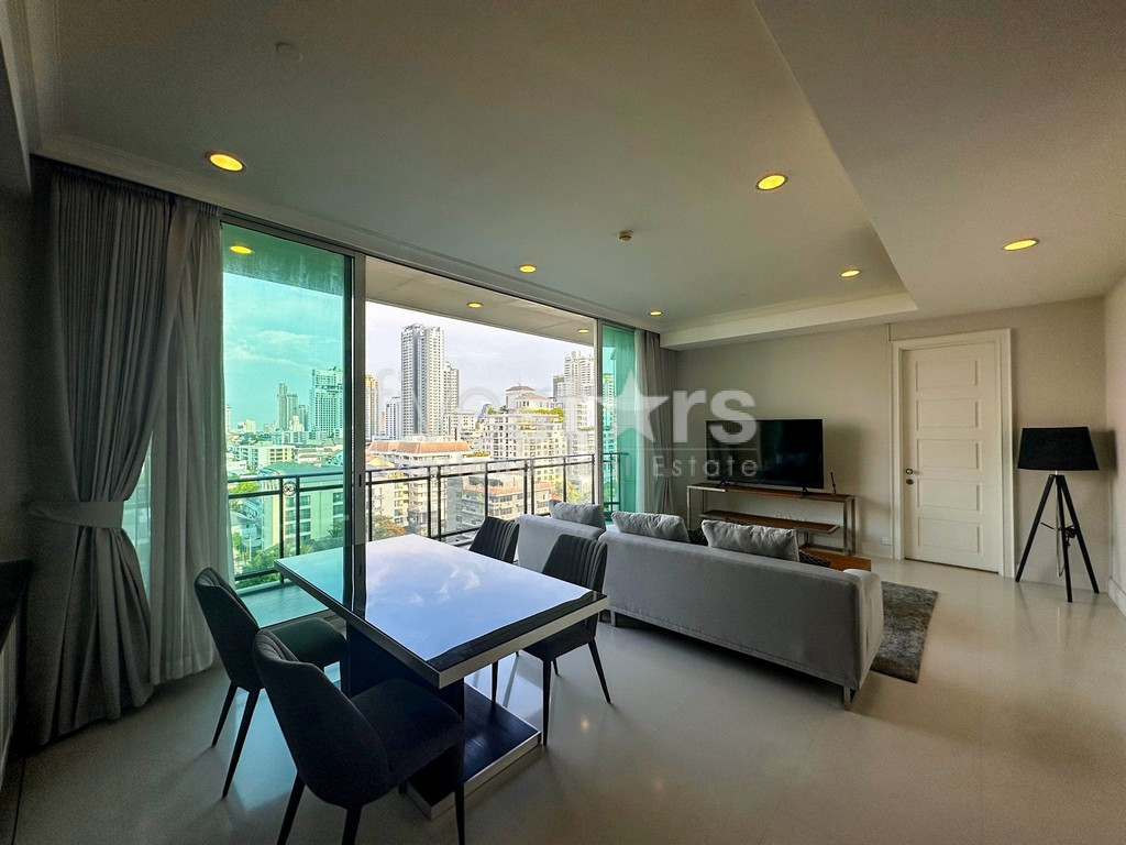 2-bedroom high-end condo for sale close to BTS Asoke, photo 6