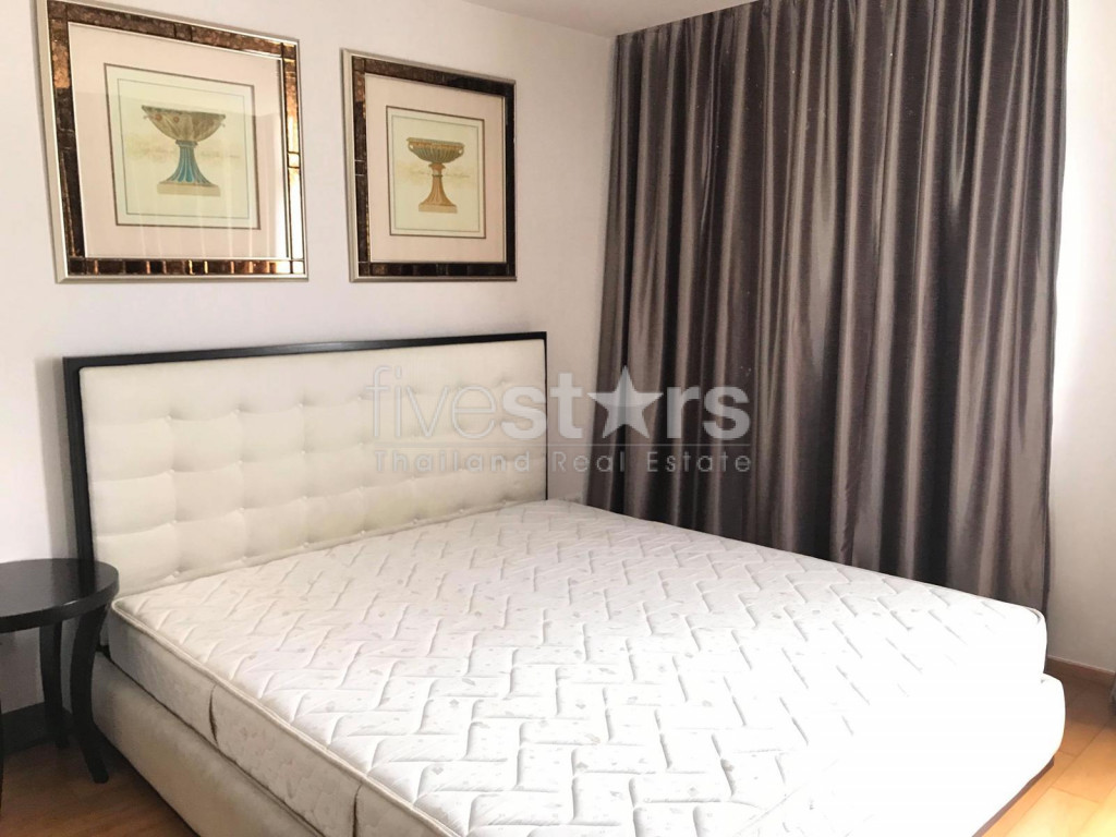 Condo de faible hauteur de 2 chambres à louer à Phrom Phong, photo 3