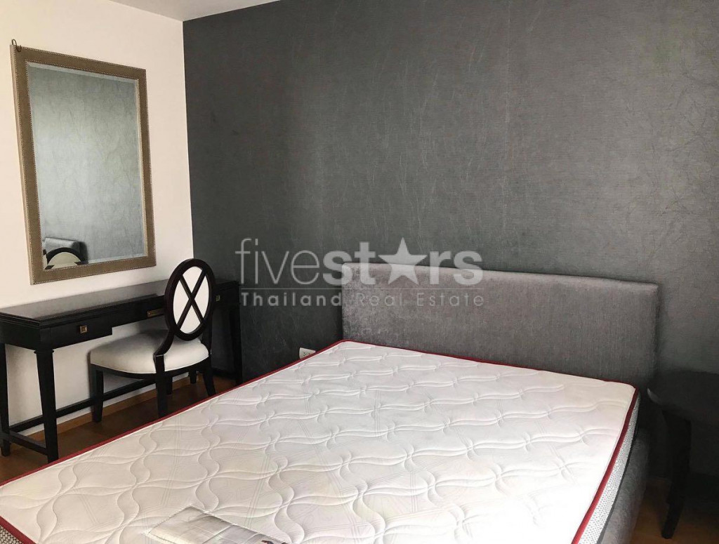 Condo de faible hauteur de 2 chambres à louer à Phrom Phong, photo 4