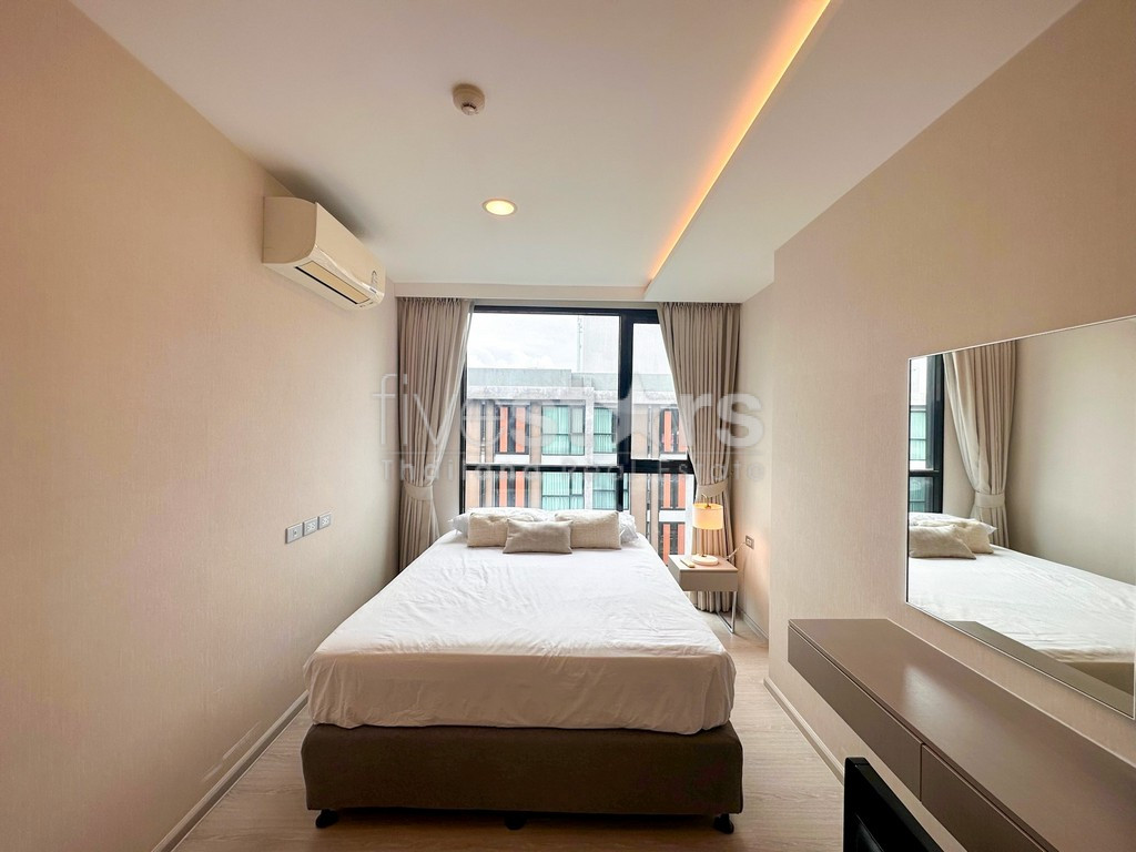 Appartement de 2 chambres moderne à vendre proche BTS Thonglor, photo 11