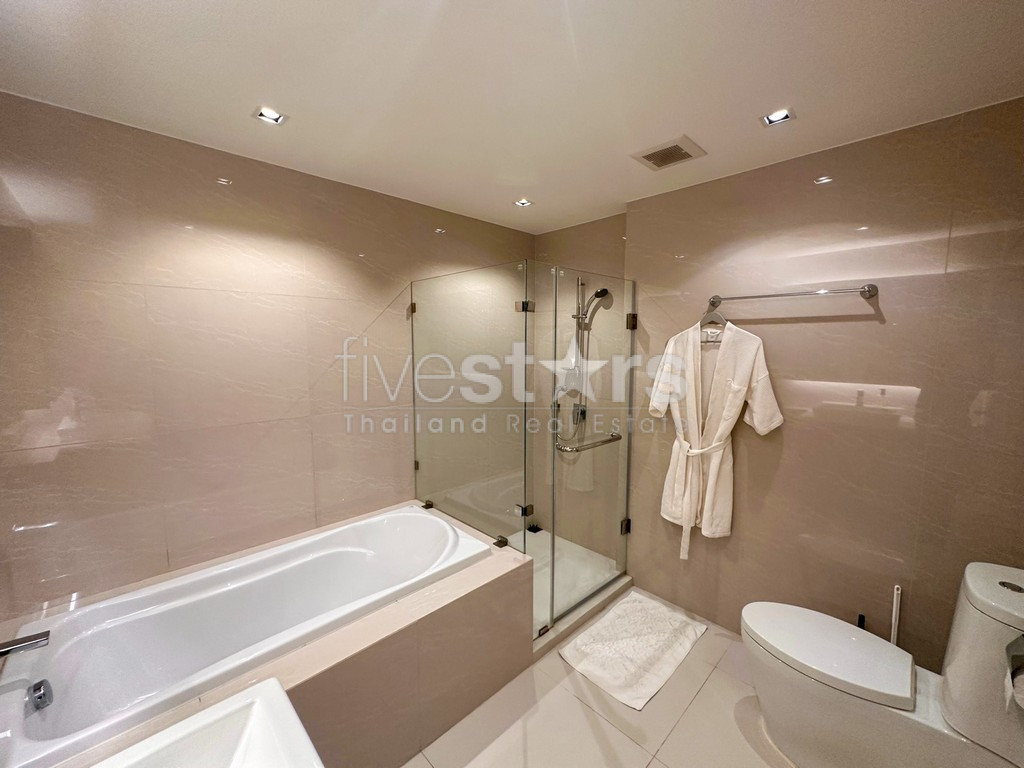 Appartement de 2 chambres moderne à vendre proche BTS Thonglor, photo 15