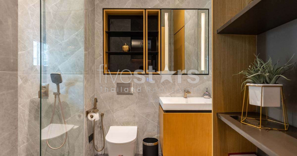 Appartement de standing spacieux à vendre quartier Phromphong, photo 11