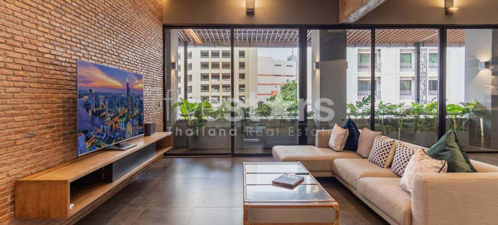 Appartement de standing spacieux à vendre quartier Phromphong, photo 3
