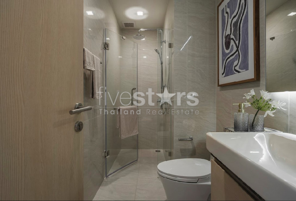 Appartement de standing de 2 chambres à vendre proche BTS Phromphong, photo 8