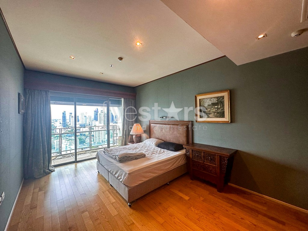 2-bedroom spacious condo for sale only 200m from BTS Phromphong, photo 10