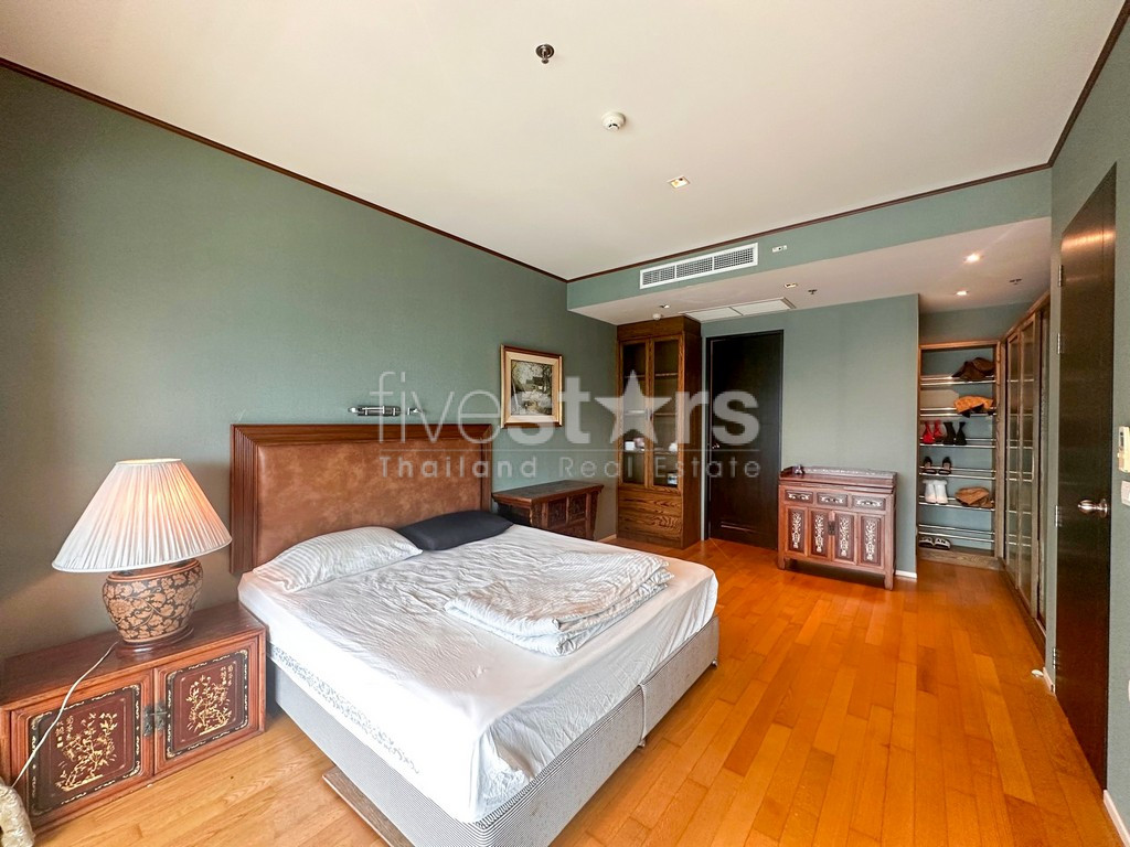 2-bedroom spacious condo for sale only 200m from BTS Phromphong, photo 11