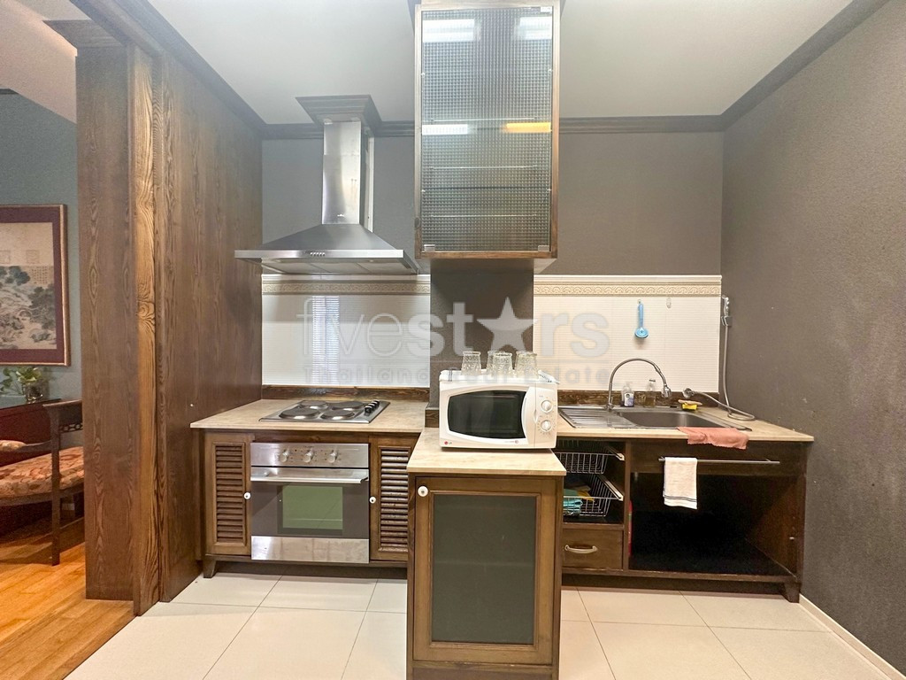 2-bedroom spacious condo for sale only 200m from BTS Phromphong, photo 8