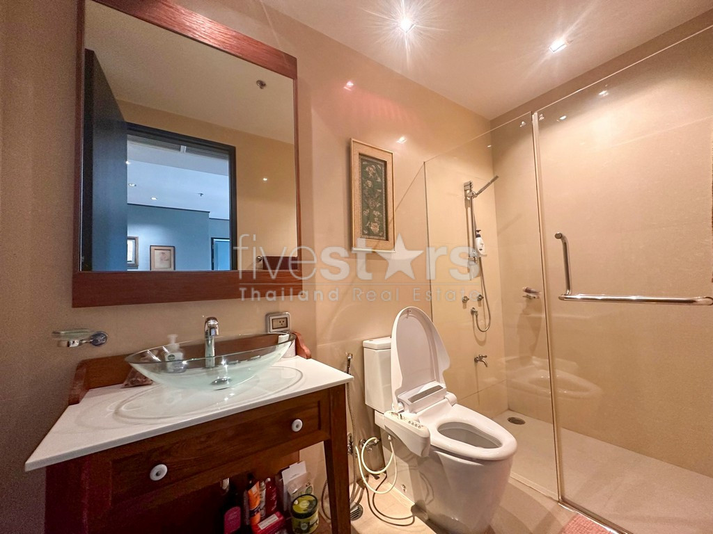 2-bedroom spacious condo for sale only 200m from BTS Phromphong, photo 16