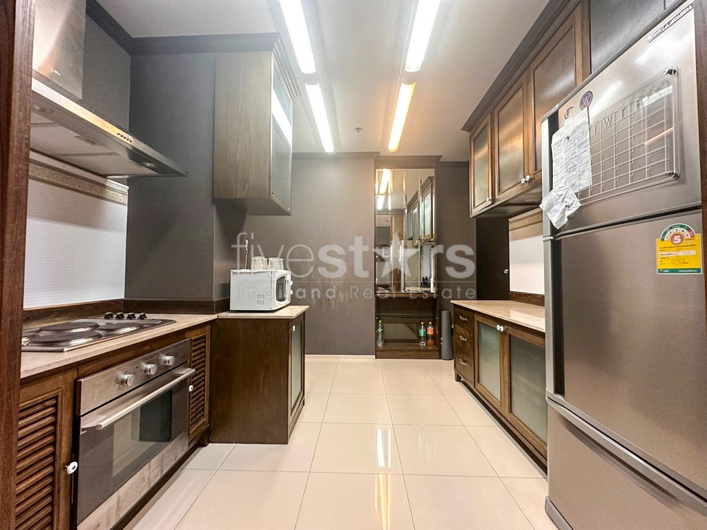 2-bedroom spacious condo for sale only 200m from BTS Phromphong, photo 7