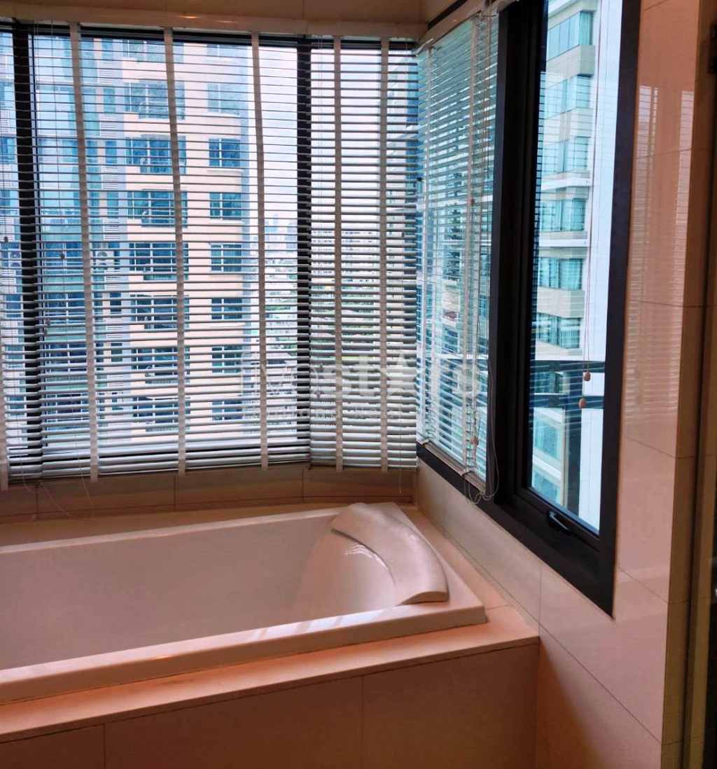 Condo spacieux de 2 chambres à louer sur Phrom Phong à Rama 4, photo 11