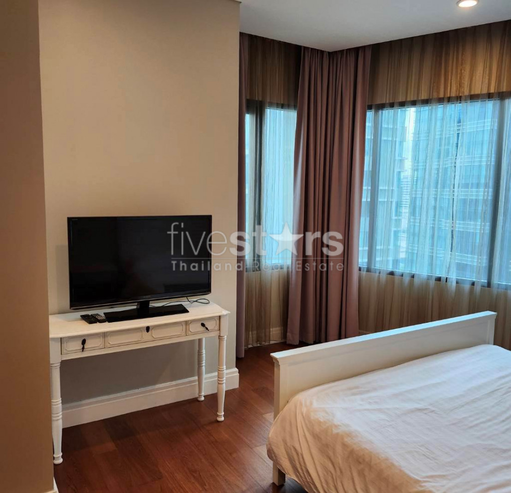 Condo spacieux de 2 chambres à louer sur Phrom Phong à Rama 4, photo 3