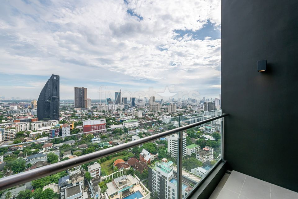 Condo de luxe de 2 chambres à vendre sur Thonglor, photo 2