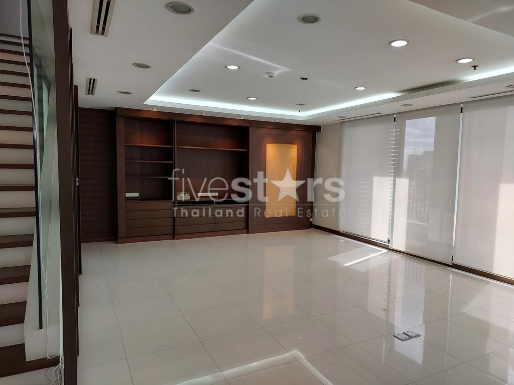 Condo duplex de 3 chambres à vendre sur Thonglor, photo 6