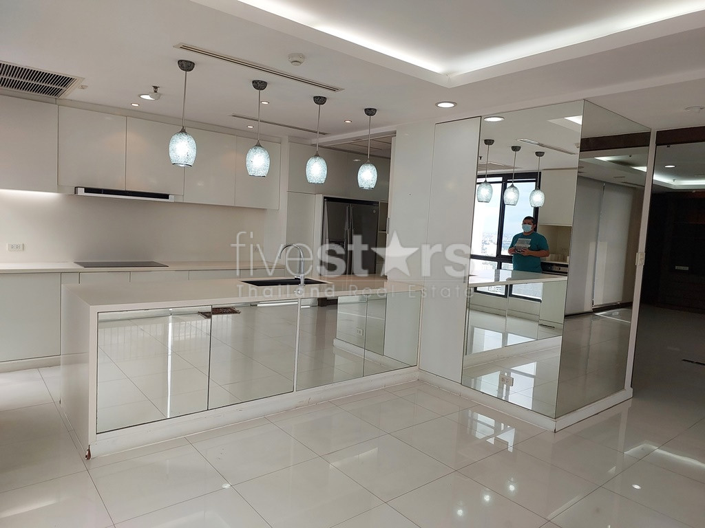 Condo duplex de 3 chambres à vendre sur Thonglor, photo 17