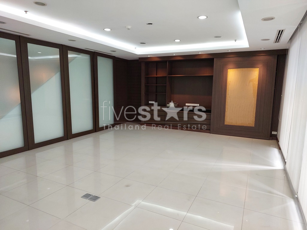 Condo duplex de 3 chambres à vendre sur Thonglor, photo 4