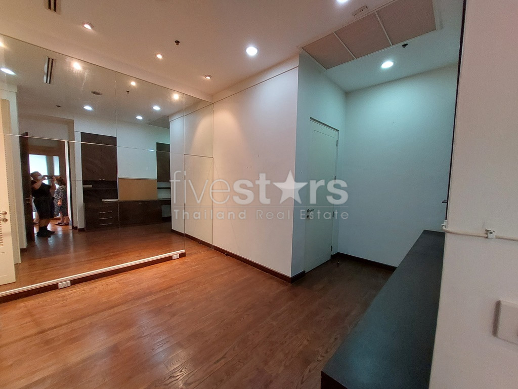 Condo duplex de 3 chambres à vendre sur Thonglor, photo 13