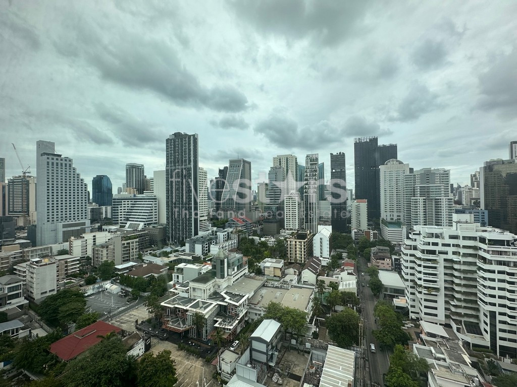 Appartement de 2 chambres spacieux à vendre quartier Phromphong, photo 15