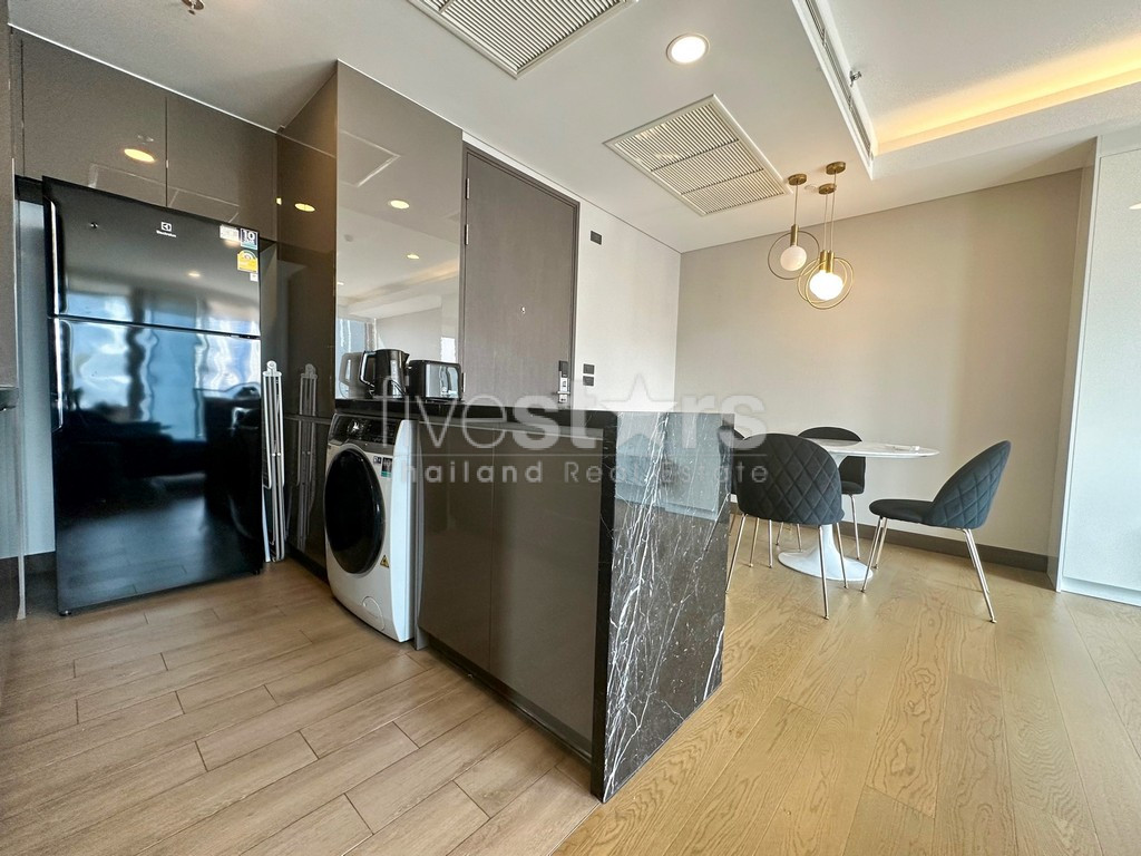 Appartement moderne de 2 chambres à louer à Asoke, photo 12