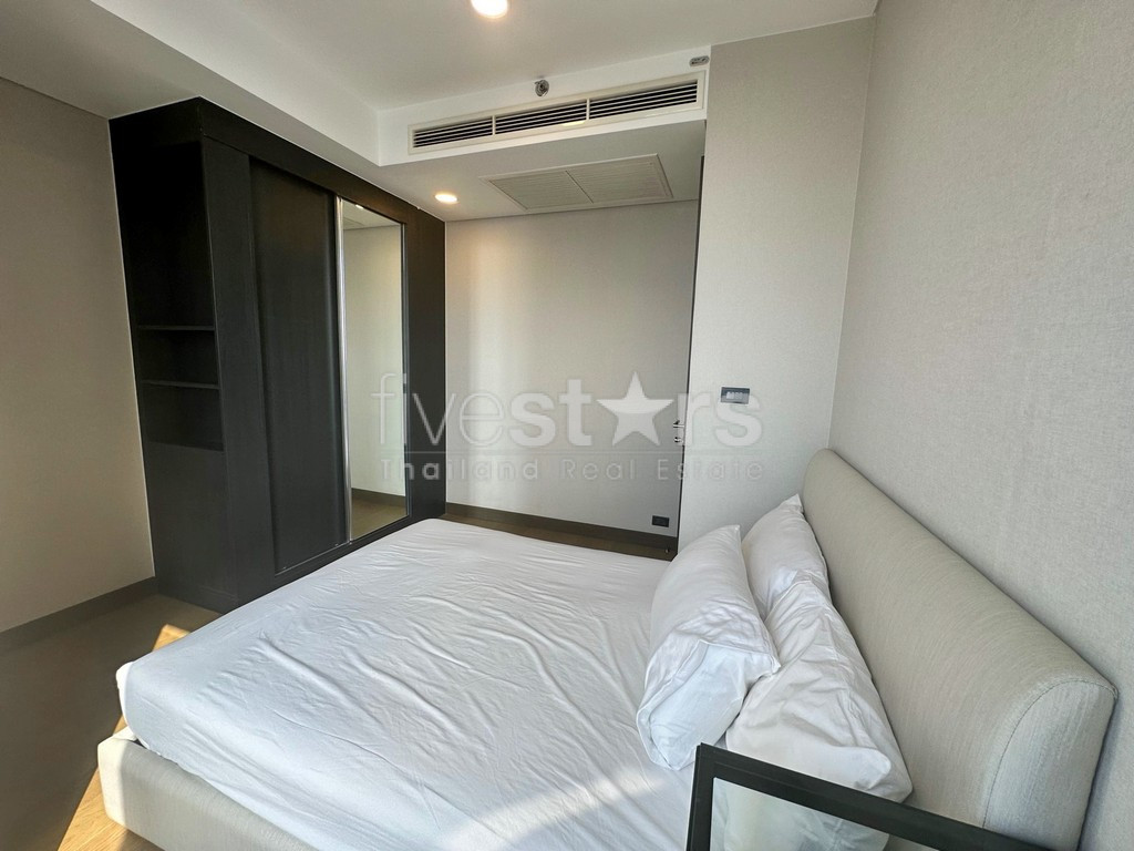 Appartement moderne de 2 chambres à louer à Asoke, photo 8