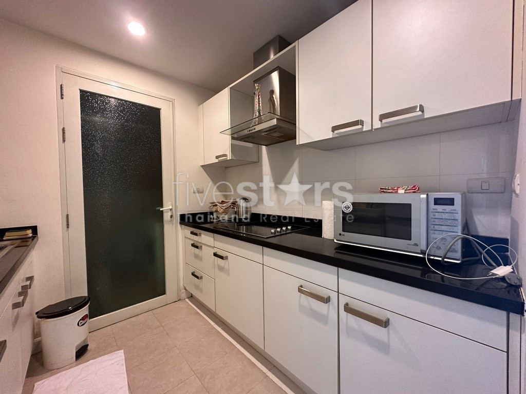 Appartement de 2 chambres spacieux à vendre quartier Phromphong, photo 9