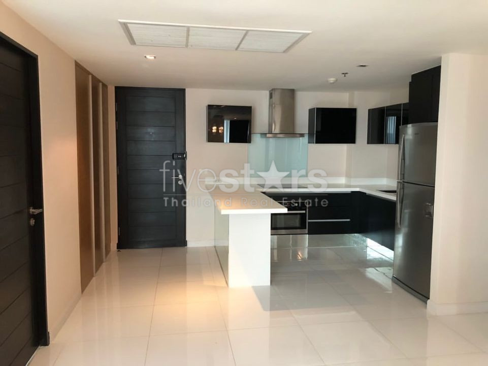 Condo spacieux de 2 chambres à louer sur Thong Lo, photo 10