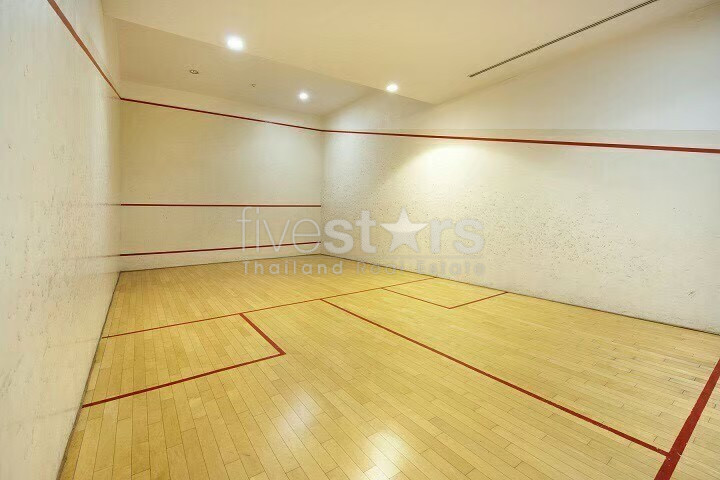 à Bangkok, grand appartement avec 4 chambres quartier Prompong, photo 20