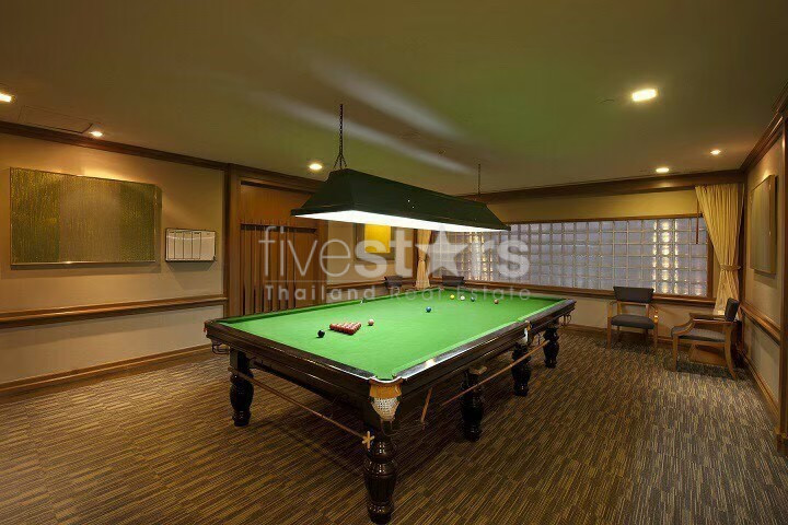 à Bangkok, grand appartement avec 4 chambres quartier Prompong, photo 21