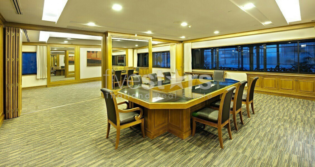 à Bangkok, grand appartement avec 4 chambres quartier Prompong, photo 10