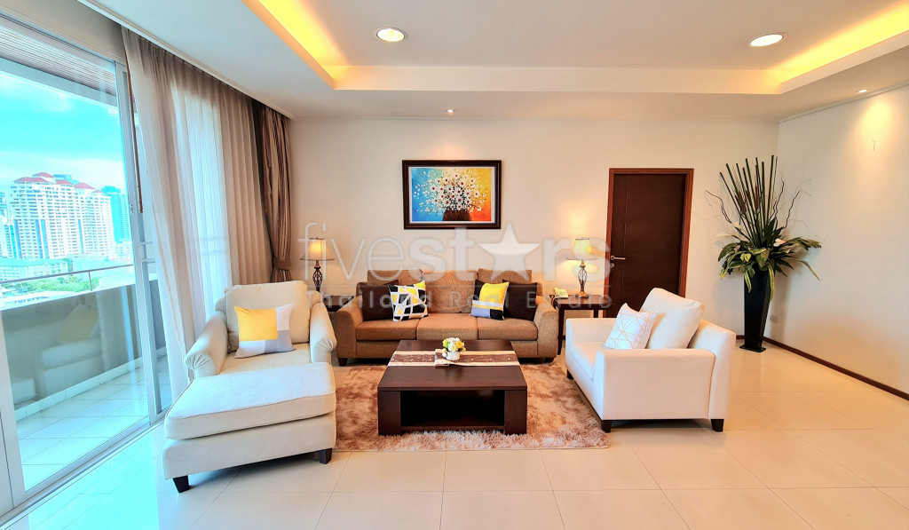 Appartement 3 chambres proche du BTS Phrom Phong