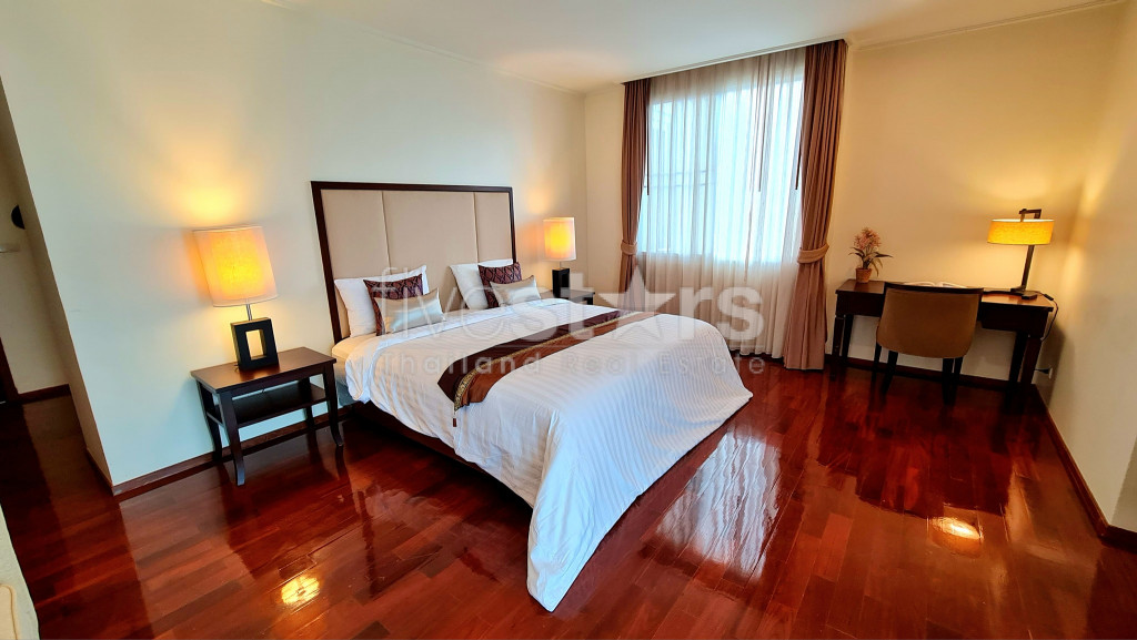 Appartement 3 chambres proche du BTS Phrom Phong, photo 6