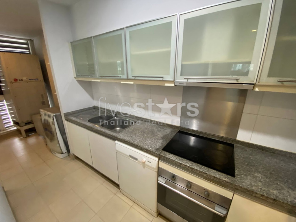 Condo de 3 chambres à louer sur Asoke à Phrom Phong, photo 10