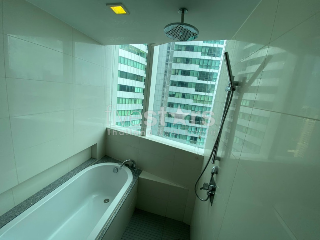 Condo de 3 chambres à louer sur Asoke à Phrom Phong, photo 14