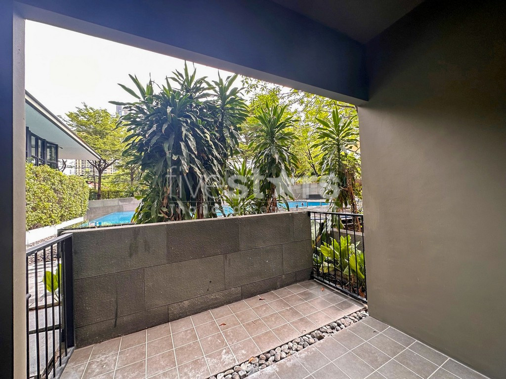 Appartement moderne de 2 chambres à vendre proche BTS Phromphong, photo 6