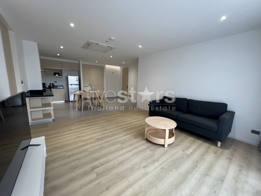 Appartement moderne de 2 chambres à louer à Thonglor