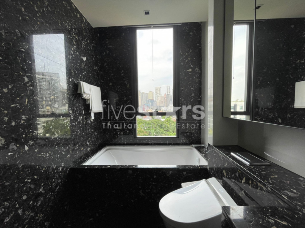 Condominium de luxe moderne d'une chambre à vendre à Thonglor, photo 12
