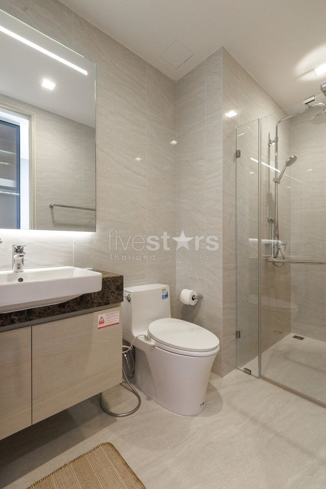 Appartement de luxe de 2 chambres à louer à Phrom Phong, photo 14