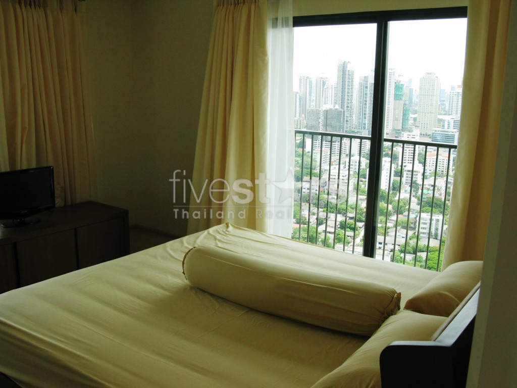 Condo de 3 chambres à louer près de la station Thong Lor BTS, photo 5
