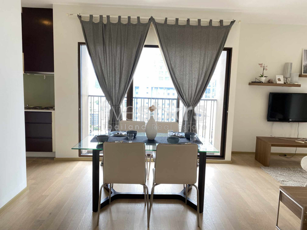 Appartement moderne de 2 chambres à louer à Phrom Phong, photo 2