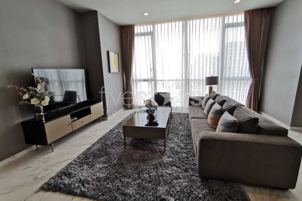 Appartement luxueux de 2 chambres en vente à Thonglor, photo 3