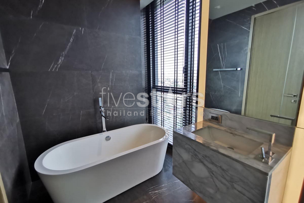 Appartement luxueux de 2 chambres en vente à Thonglor, photo 14