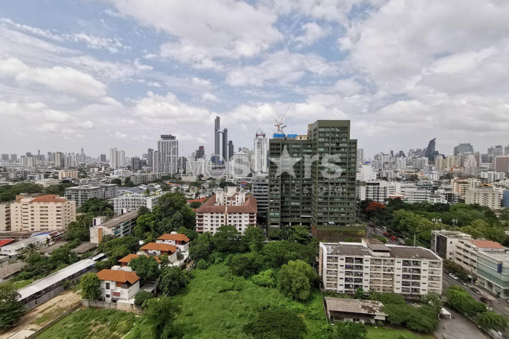 Appartement luxueux de 2 chambres en vente à Thonglor, photo 2