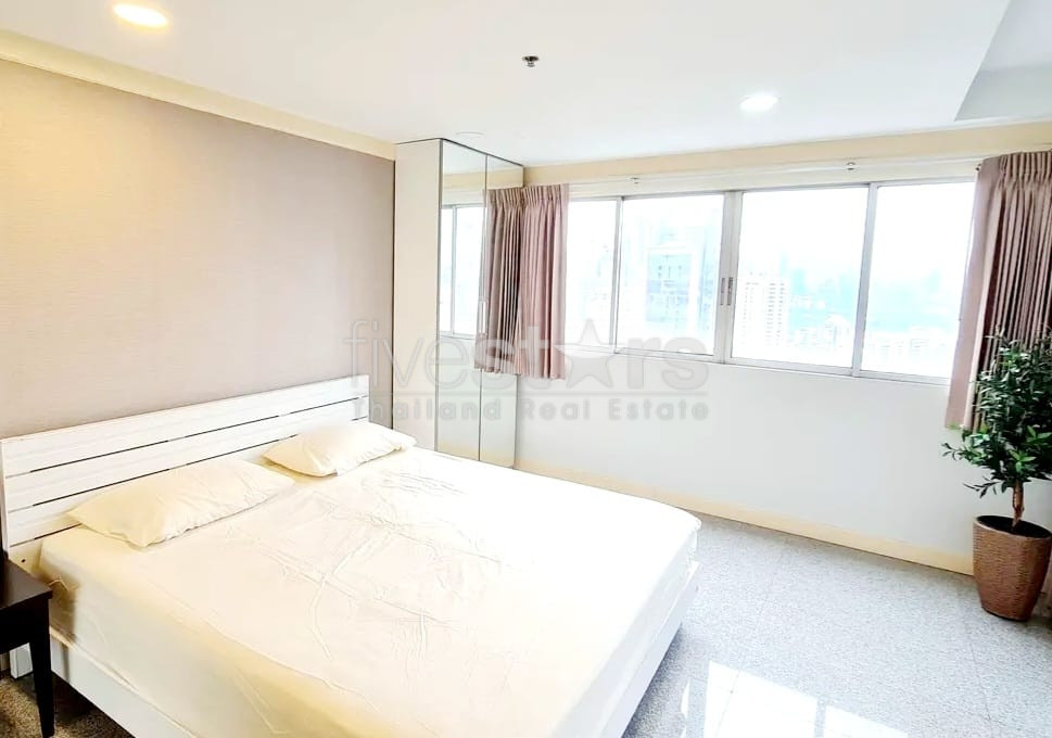 Grand 2 chambres à louer à Thonglor, photo 6