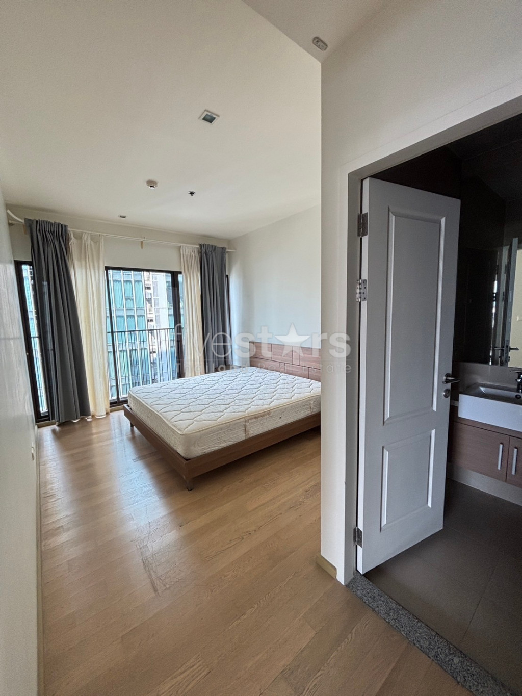 Appartement moderne de 2 chambres à louer à Phrom Phong, photo 6