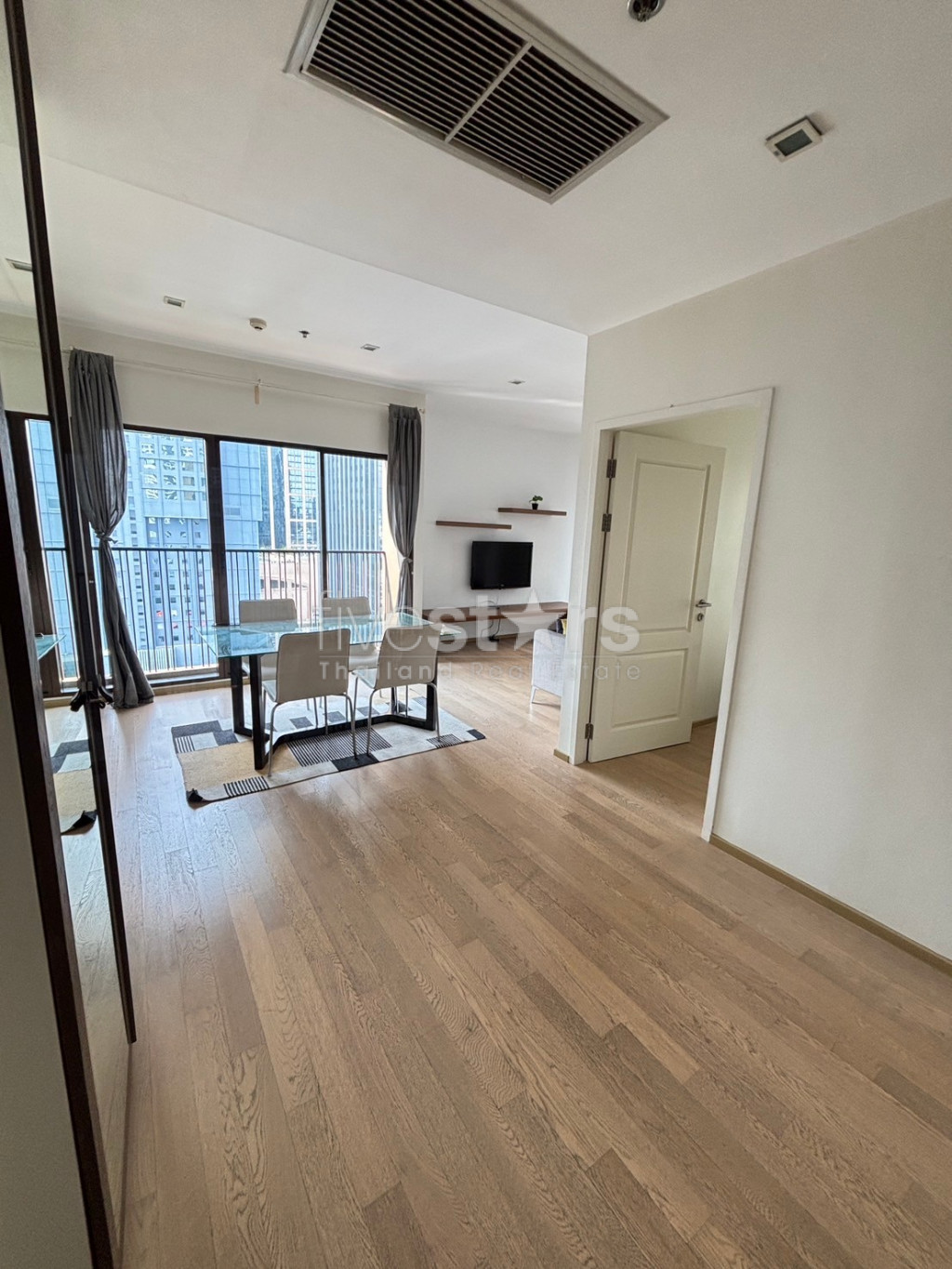 Appartement moderne de 2 chambres à louer à Phrom Phong, photo 4