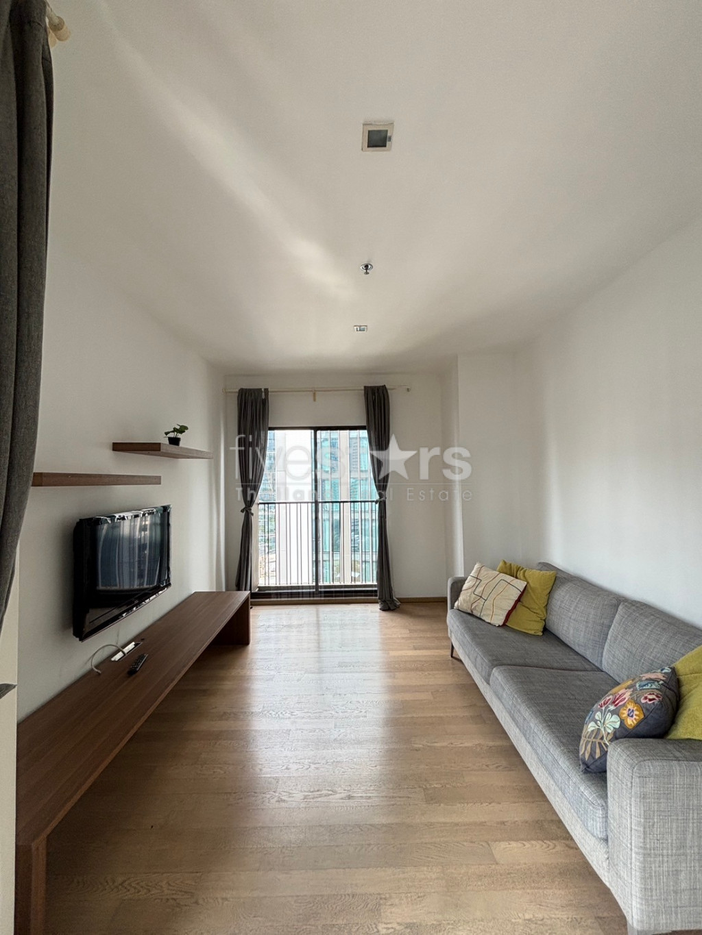 Appartement moderne de 2 chambres à louer à Phrom Phong