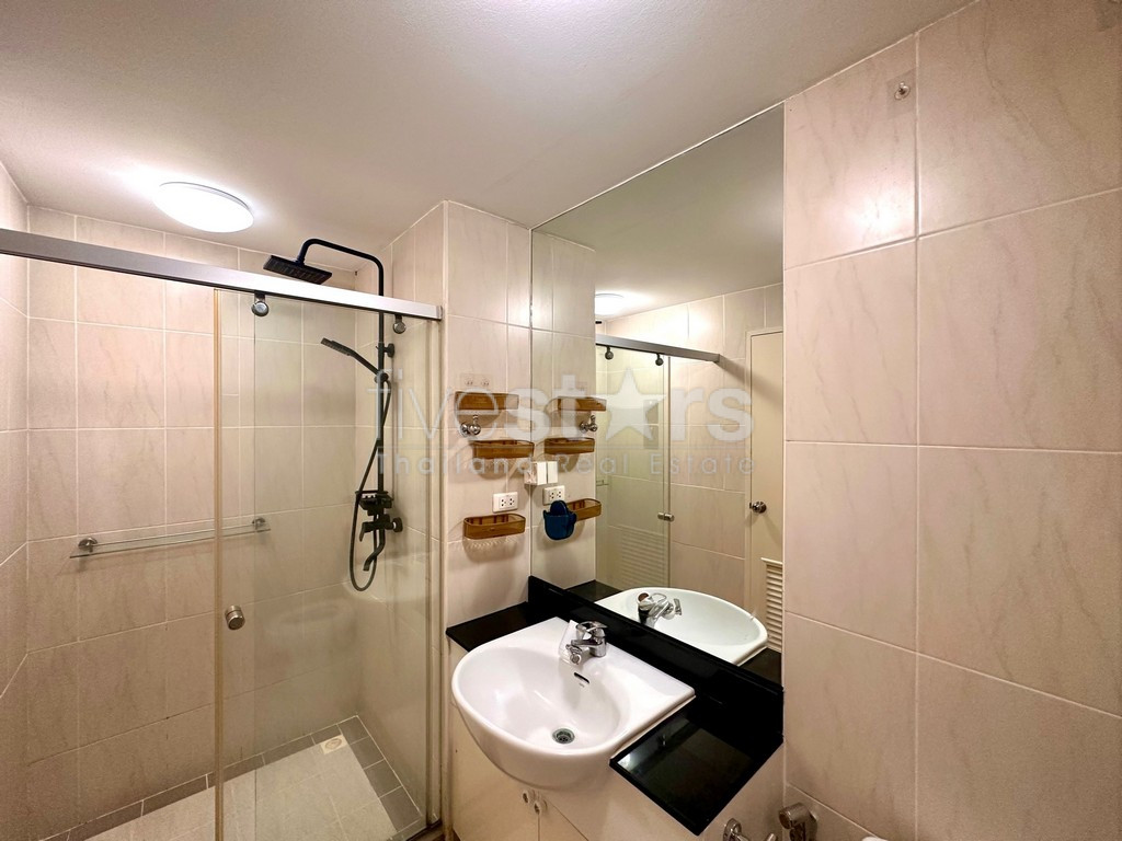 Appartement de 2 chambres à vendre proche BTS Thonglor, photo 14