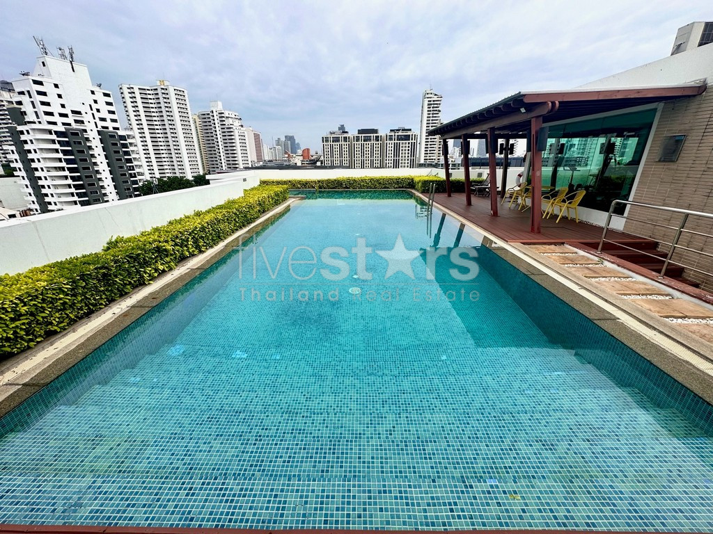 Appartement de 2 chambres à vendre proche BTS Thonglor, photo 17