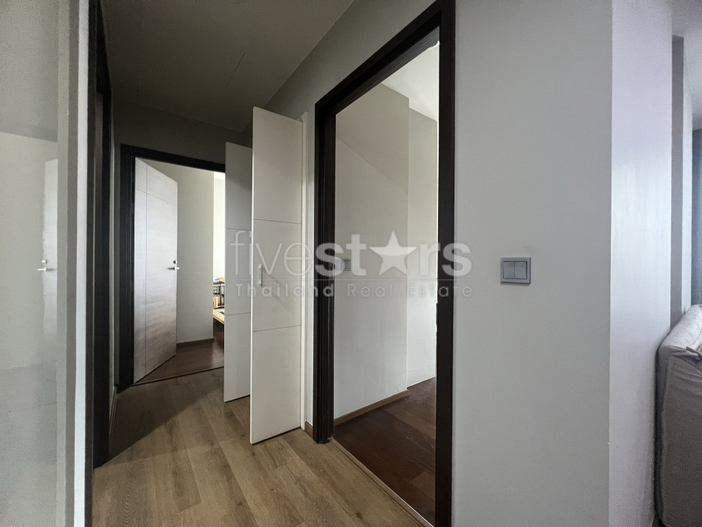 Grand Condo 3 Chambres à Vendre à Thonglor, photo 4