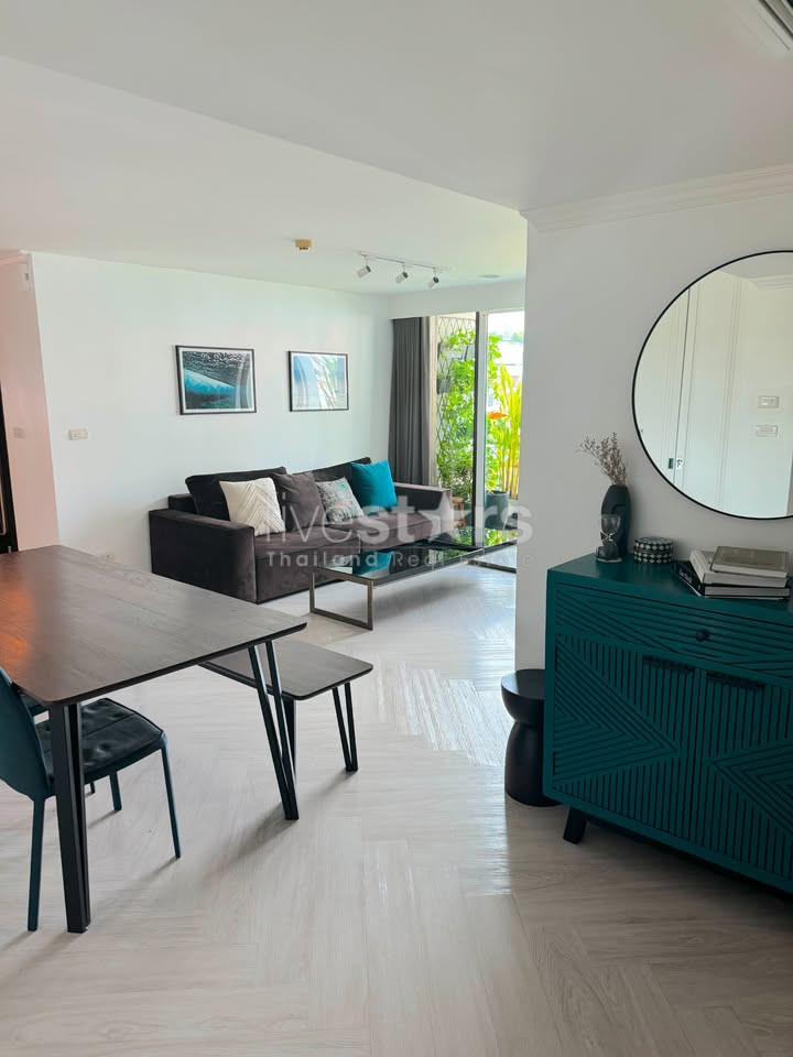 Condominium cosy de 3 chambres à louer à Phromphong